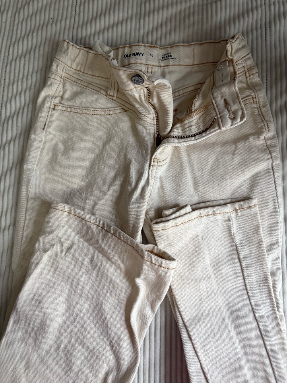 Old Navy Off-White High-Rise Skinny Jeans